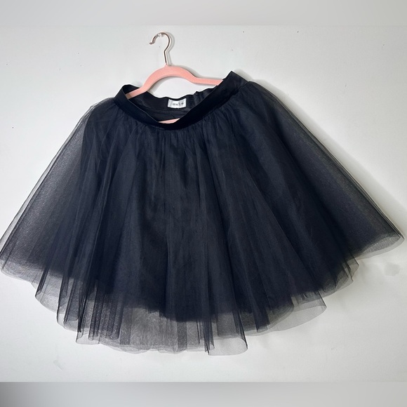 Space 46 Elegant Black Tulle Skirt 14’ - Picture 1 of 5